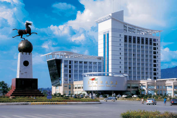 湖南資興：創(chuàng)環(huán)境引產業(yè) 園區(qū)招商提速達效