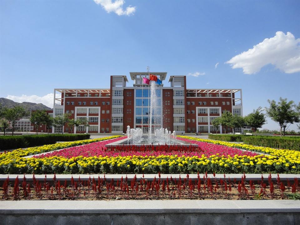 阿拉善經濟開發區全力推動千億元園區建設