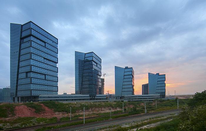 南寧開發(fā)區(qū)：四個項(xiàng)目開（竣）工助推園區(qū)新發(fā)展