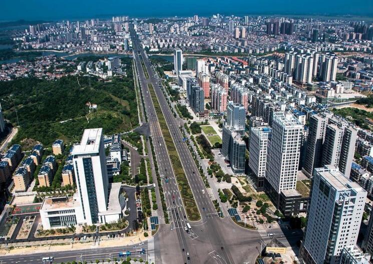 岳陽(yáng)開(kāi)發(fā)區(qū)：高標(biāo)準(zhǔn)嚴(yán)要求 打贏脫貧攻堅(jiān)戰(zhàn)